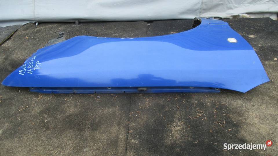 AUDI A4 S4 B5 99r błotnik prawy przód