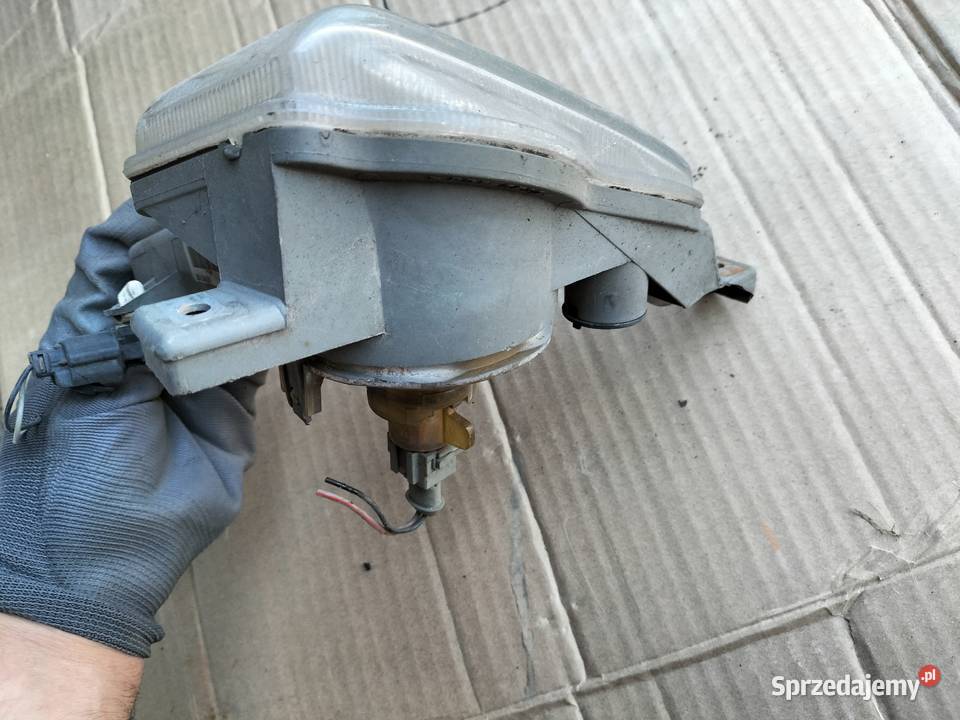 VOLVO S40 V40 HALOGEN PRAWY 30865565