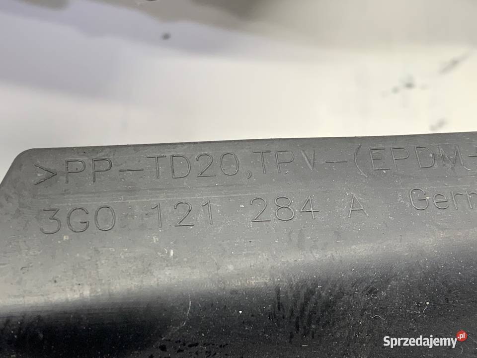 KIEROWNICA POWIETRZA VW PASSAT B8 3G0121330A 20 osobowe