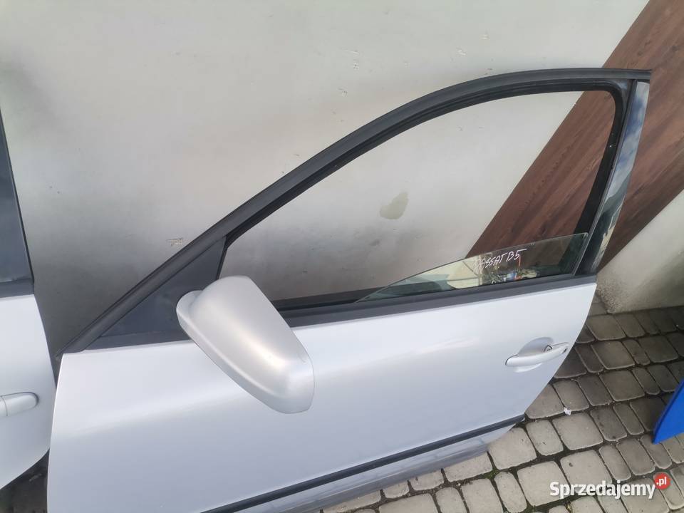 VW PASSAT B5 SEDAN DRZWI LAWY PRZEDNIE LB7Z małopolskie Nowy Sącz