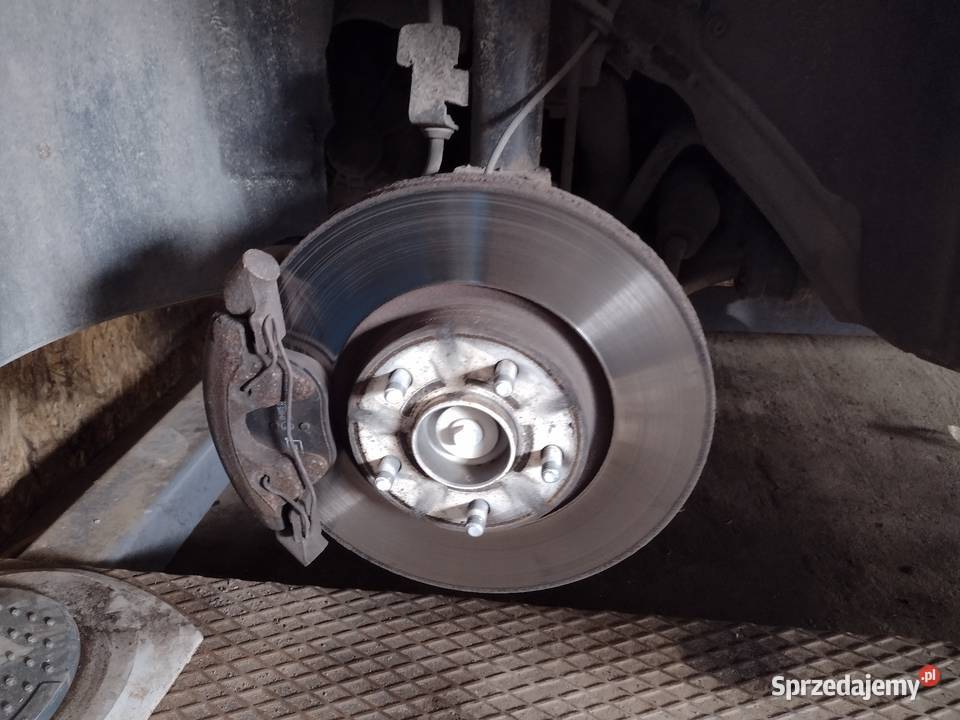 Sprzedam nowe śruby do kół stalowych Ford Forda Międzyborów sprzedam