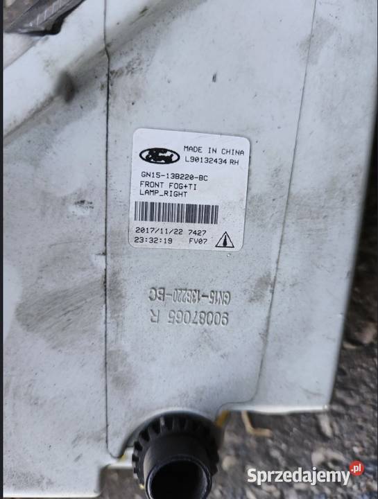 Ford Ecosport halogen przedni prawy Skarżysko-Kamienna