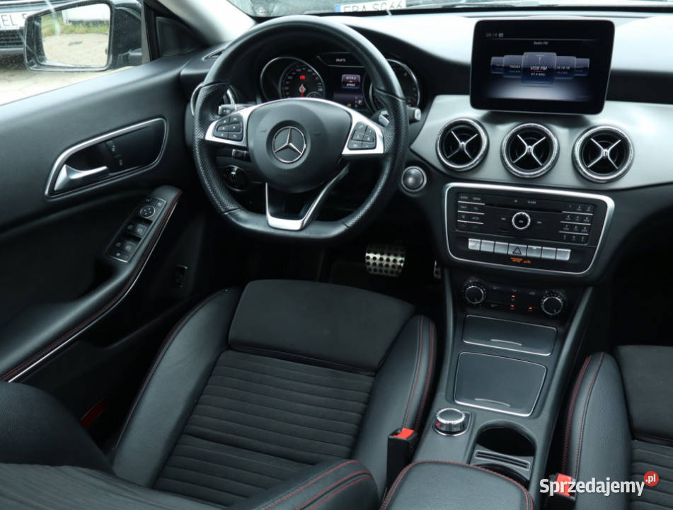 Mercedes CLA 200 łódzkie Łódź