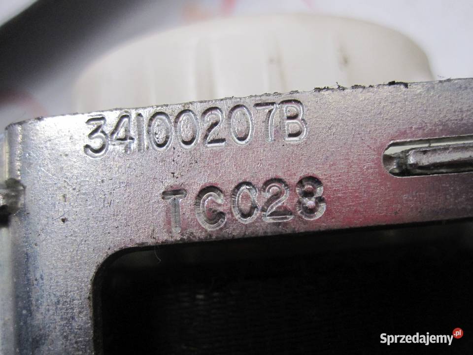 OPEL VIVARO B 16r pas bezpieczeństwa lewy osobowe Kielce sprzedam