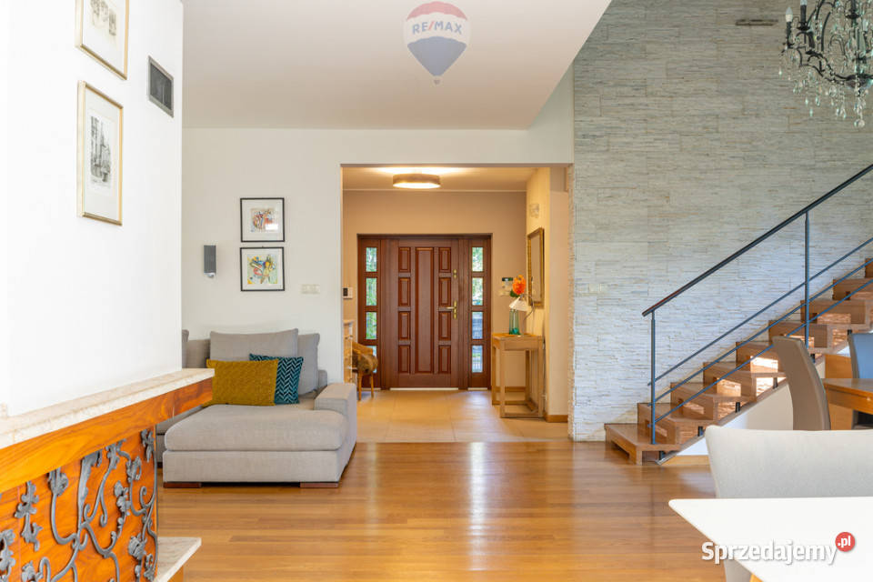 KOMFORTOWY DOM W STREFIE A KONSTANCIN JEZIORNA dachówka Konstancin-Jeziorna