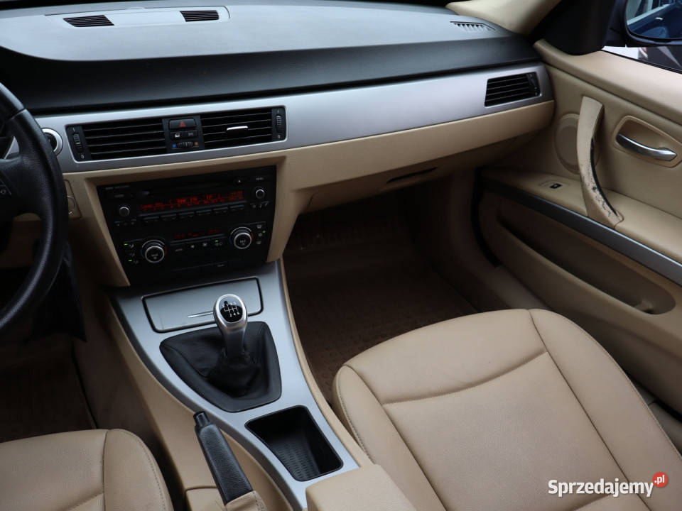 BMW 3 318 d Rok produkcji 2008 Bielany Wrocławskie