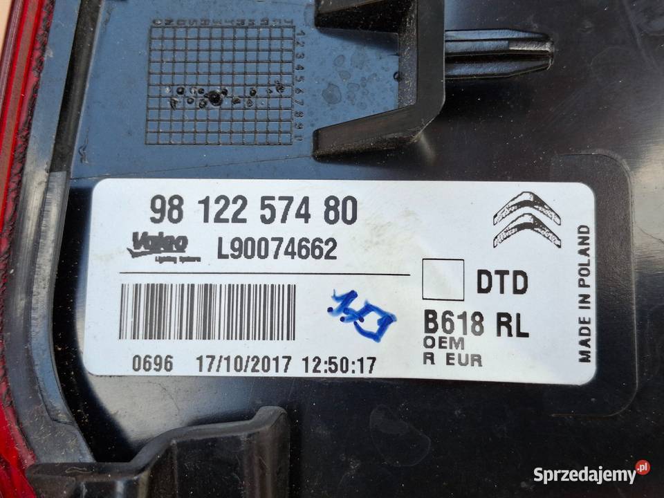CITROEN C3 III LAMPA PRAWY TY PRAWA TYLNA Bieleń