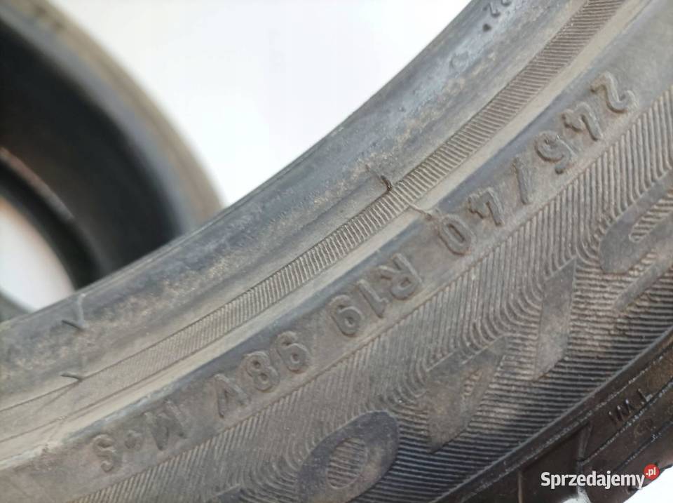 2x OPONA ZIMOWA PIRELLI SOTTOZERO 3 24540R19 245