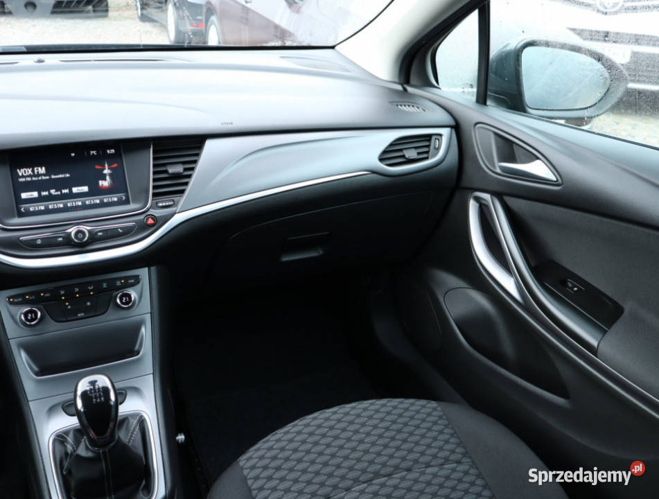 Opel Astra 14 T ABS Piaseczno