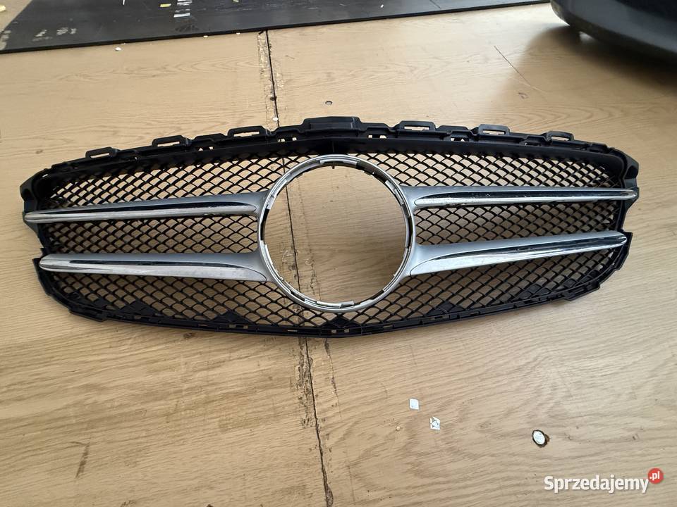 GRILL ATRAPA MERCEDES CKLASA W205 20142017R Kraków