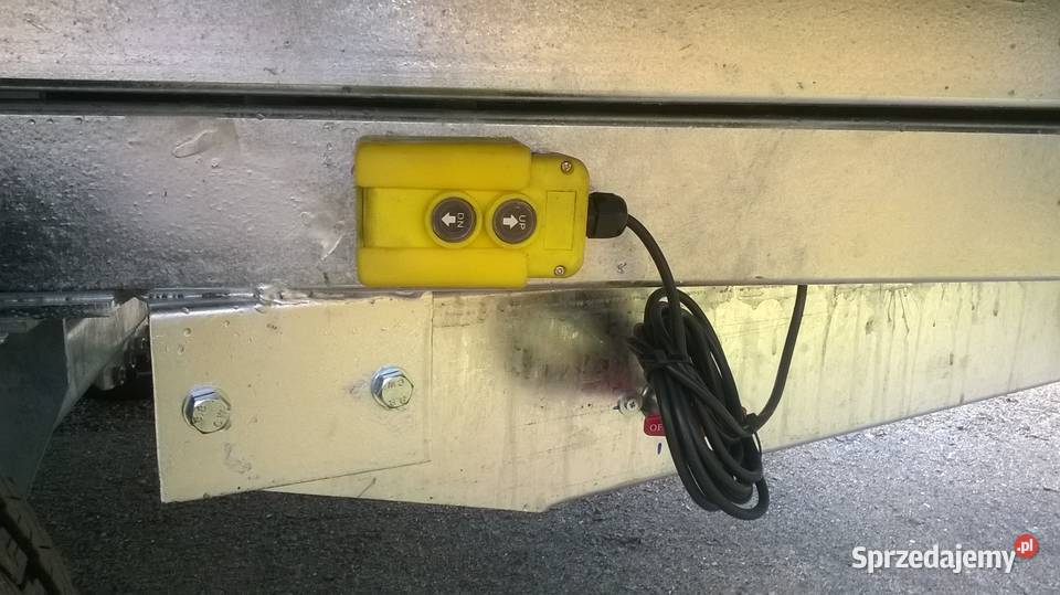 Przyczepa BORO KIPER wywrot elektr 300x180 Do samochodów osobowych Stargard