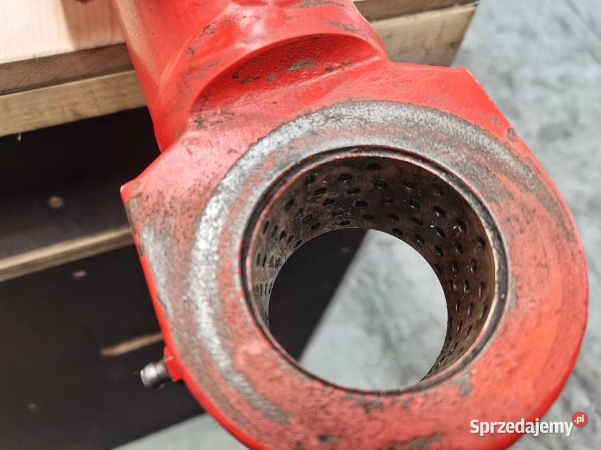 Siłownik poziomowania Manitou MLA 628 sprzedam