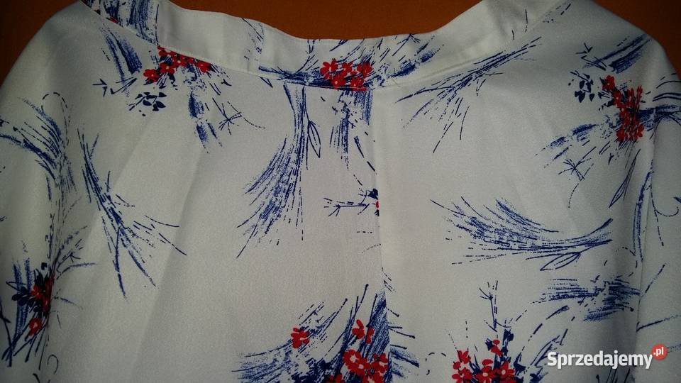 Spódniczka letnia biała w bukiety kwiatów M Łódź