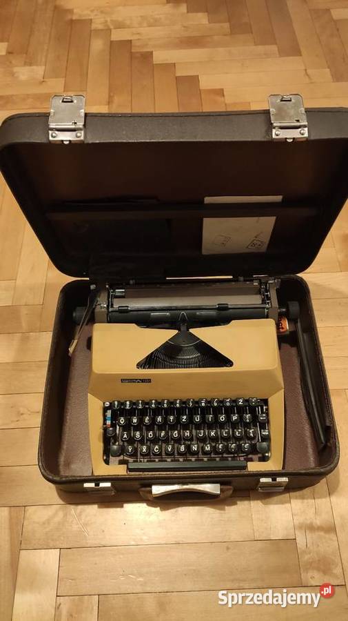 Maszyna do pisania Predom 1301 Łucznik Pozostałe Kraków