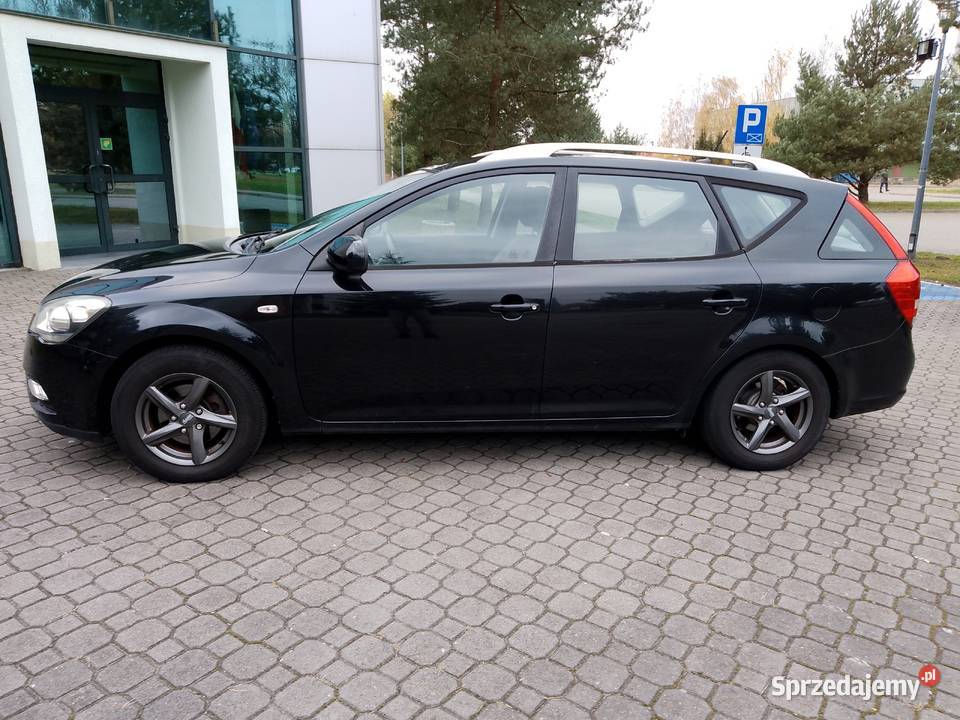 Kia Ceed 14 B Klimatronik Navi Grzane Fotele 145 Rok produkcji 2010 Radom sprzedam