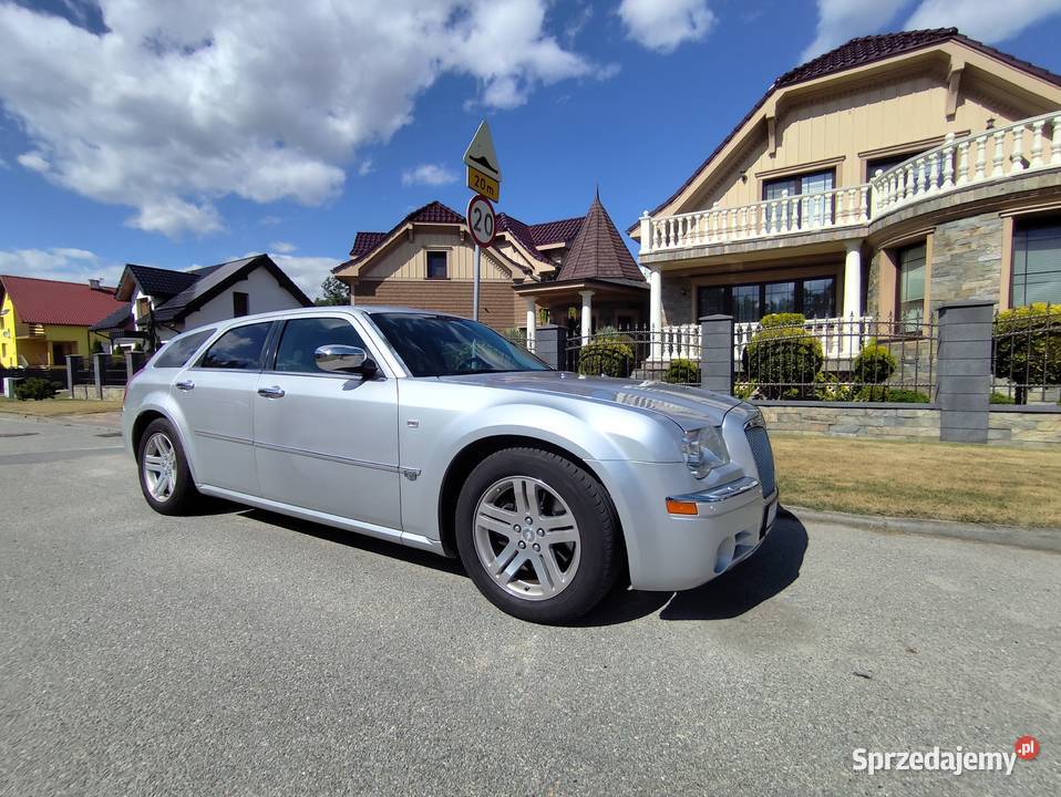 Piękny Chrysler 300C CRD możliwa zamiana