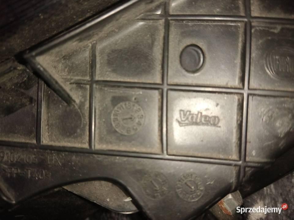 OkazjaLAMPA PRAWA REFLEKTOR FIAT GRANDE PUNTO 1km Pawonków
