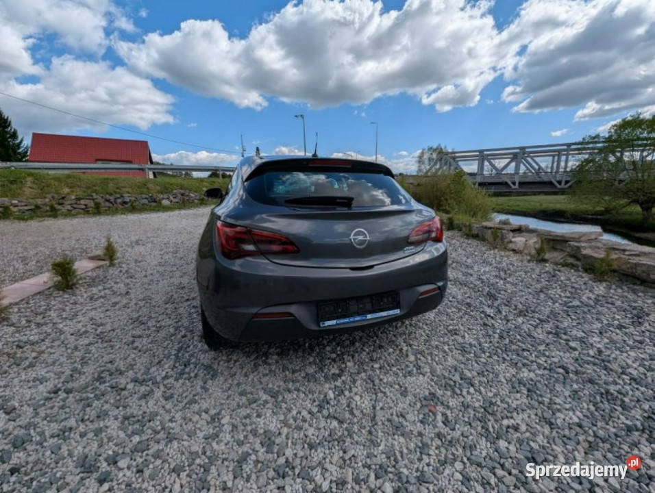 Opel Astra GTC 14 turbo benzyna 120 J 20092019 Rok produkcji 2012 Kamienna Góra