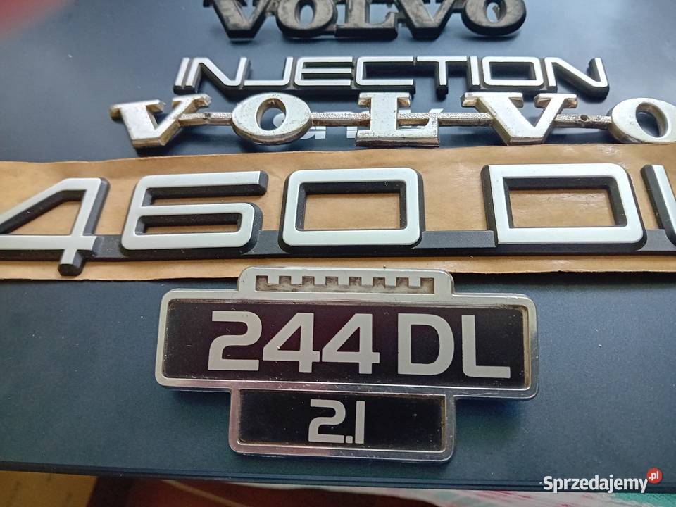 Volvo seria 200 i inne emblematy Oblekoń