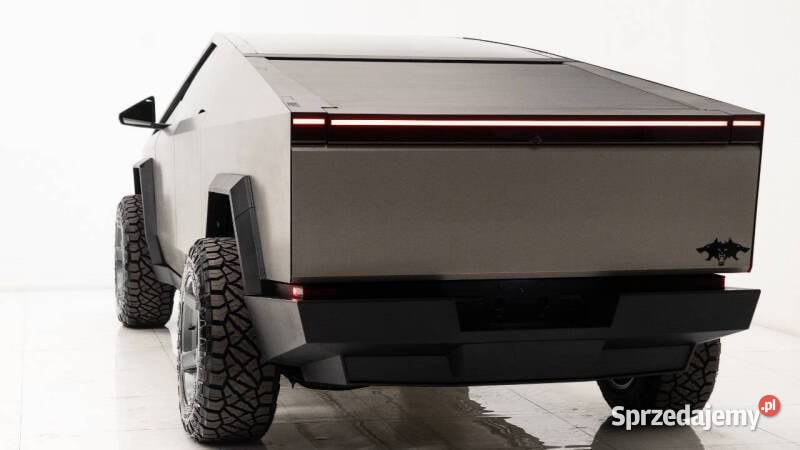 TYNING 2024 Tesla Cybertruck Cyberbeast Rok produkcji 2024 Samochody osobowe Wrocław sprzedam