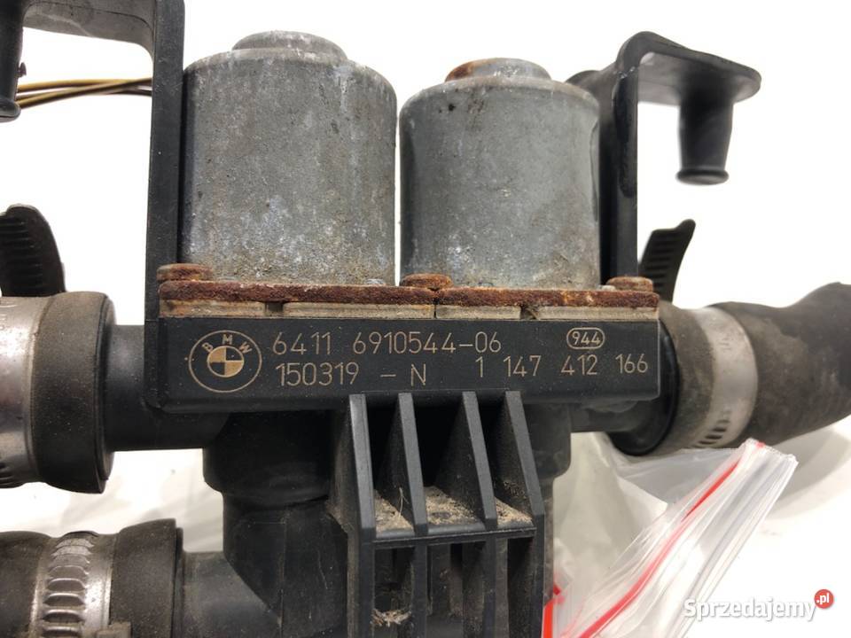 ELEKTROZAWÓR WODY BMW F16 6910544 30 313 Pompy wody