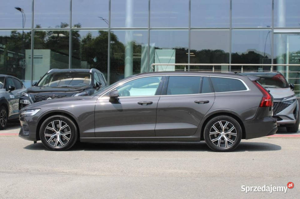 Volvo V60 2022r Carplay Skóry Pilot Assist HAK Kraków