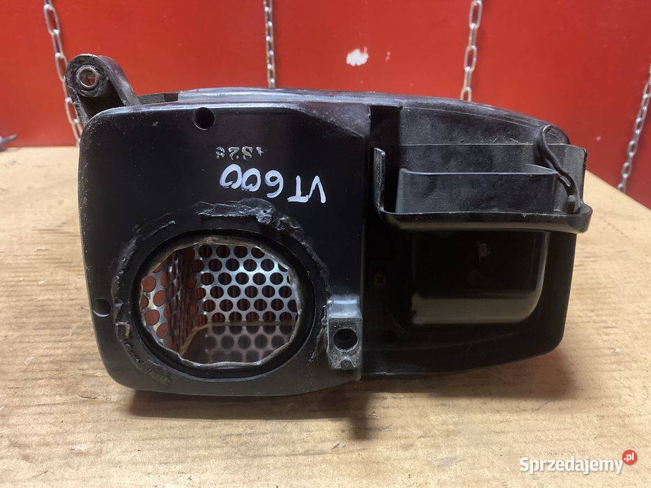 Honda VT 700 750 Shadow filtr powietrza obudowa Poznań