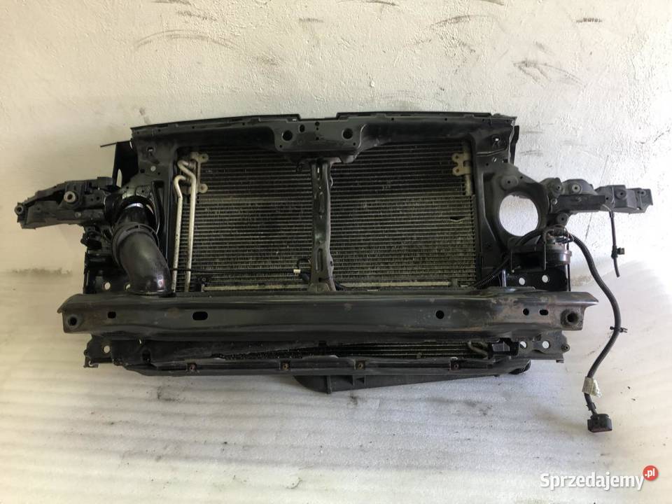 PAS PRZEDNI CHŁODNICE VOLKSWAGEN TOUAREG I LIFT wielkopolskie