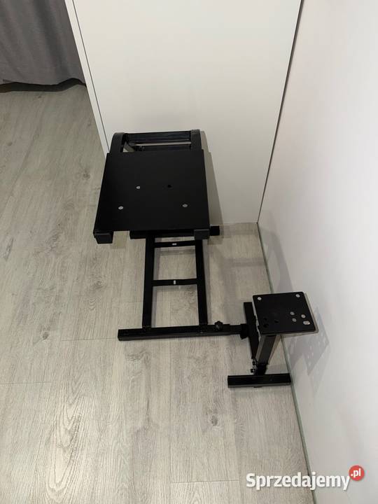 Sprzedam stojak na kierownicę do logitecha śląskie Knurów sprzedam