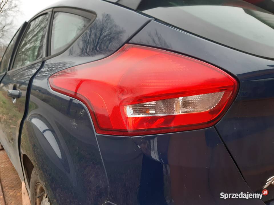 Focus MK3 Lift Lampa prawa lewa tylna prawy lewy Lampy tylne