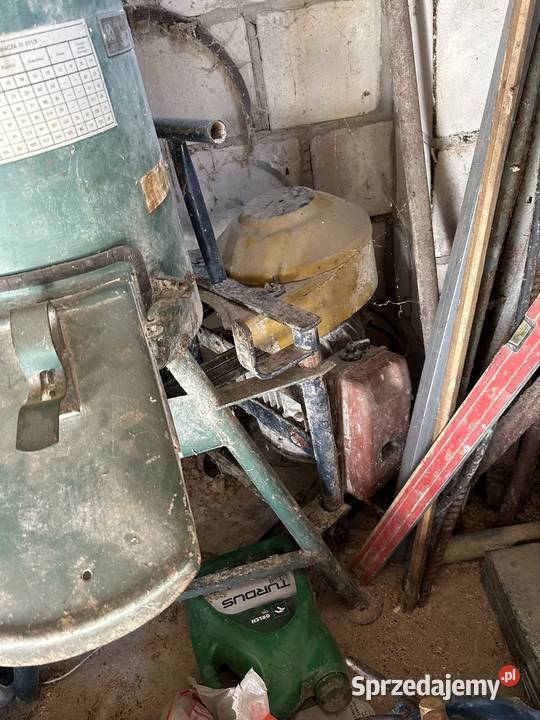 Śrutownik do zboża Bąk wszystkie sita PRL Mierziączka