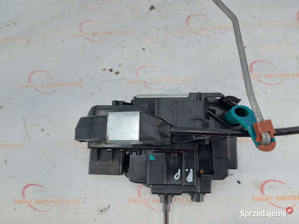 NISSAN XTRAIL III T32 17r zamek drzwi prawy osobowe Kielce sprzedam