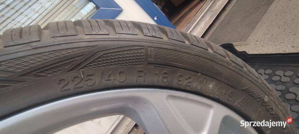 Koła zimowe Mercedes 22540R18 Katowice sprzedam