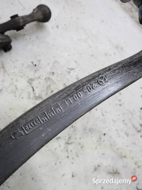 WAHACZ LEWY PRZEDNI PRZÓD MERCEDES W205 2050011 osobowe