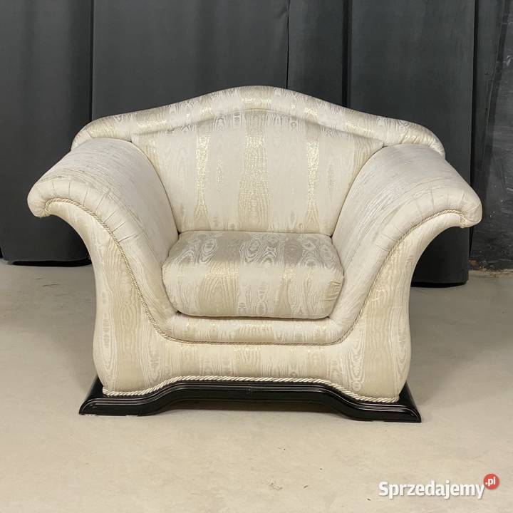 Elegancki komplet wypoczynkowy 321 w klasycznym Budno sprzedam