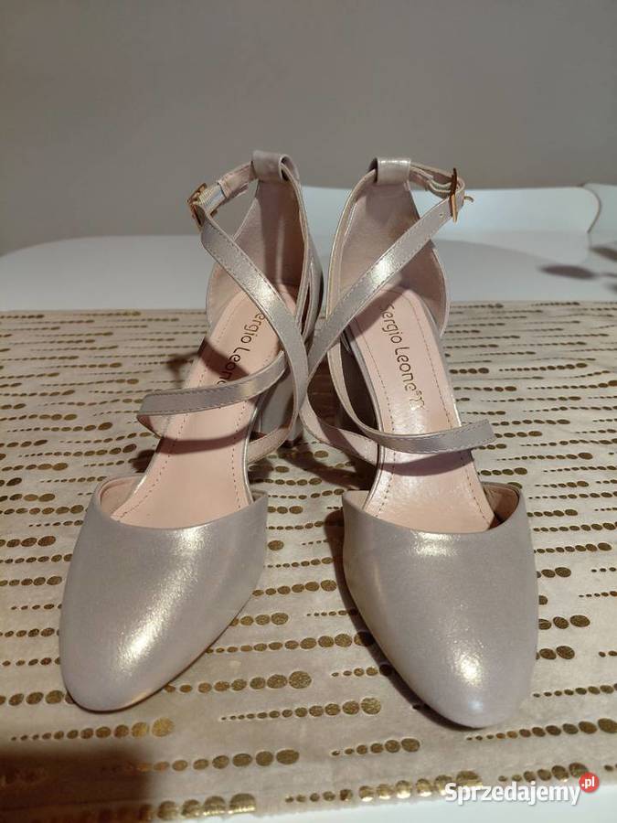 Buty damskie na obcasie Klecie