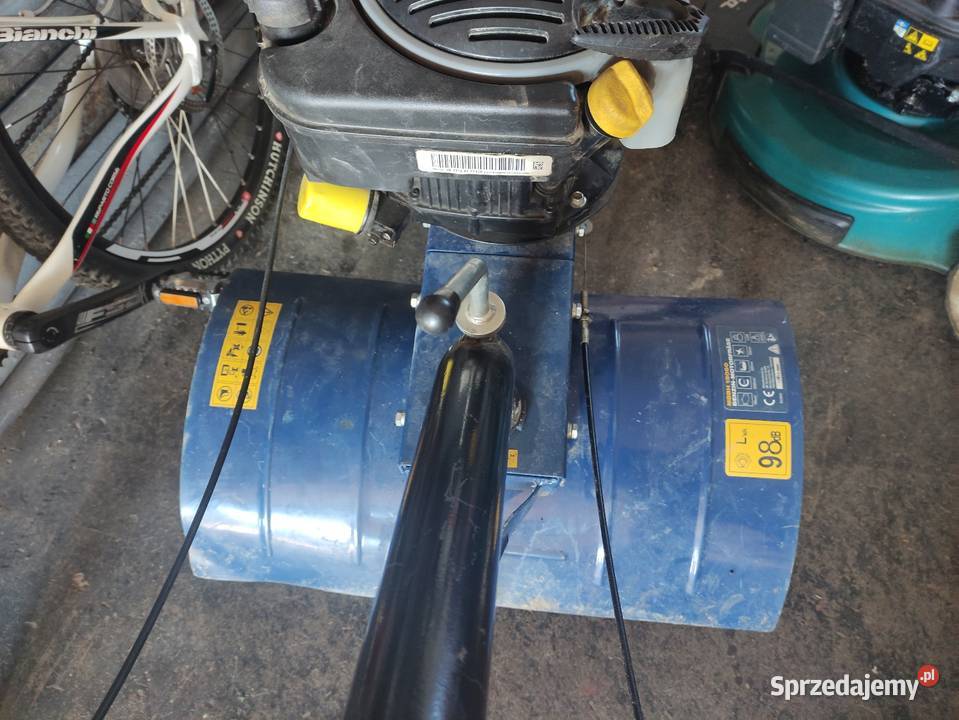 Glebogryzarka spalinowa silnik Briggs Stratton nieuszkodzony Podrzecze
