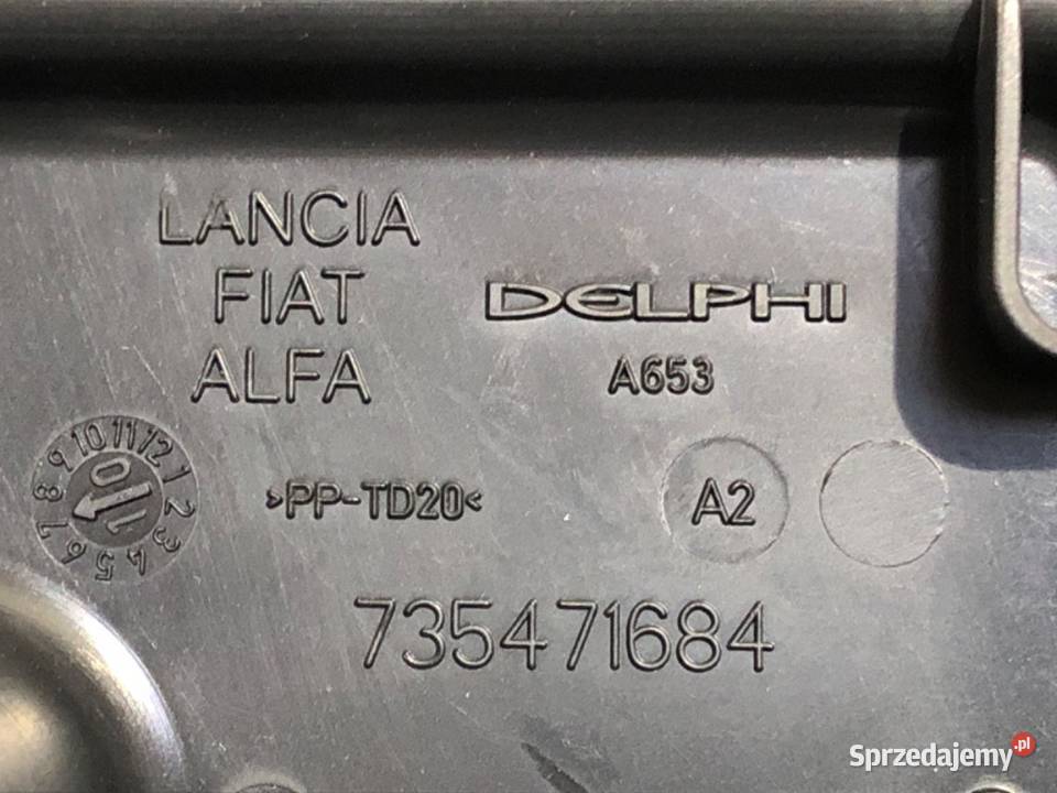 SKRZYNKA BEZPIECZNIKÓW FIAT PUNTO EVO 735471684 osobowe