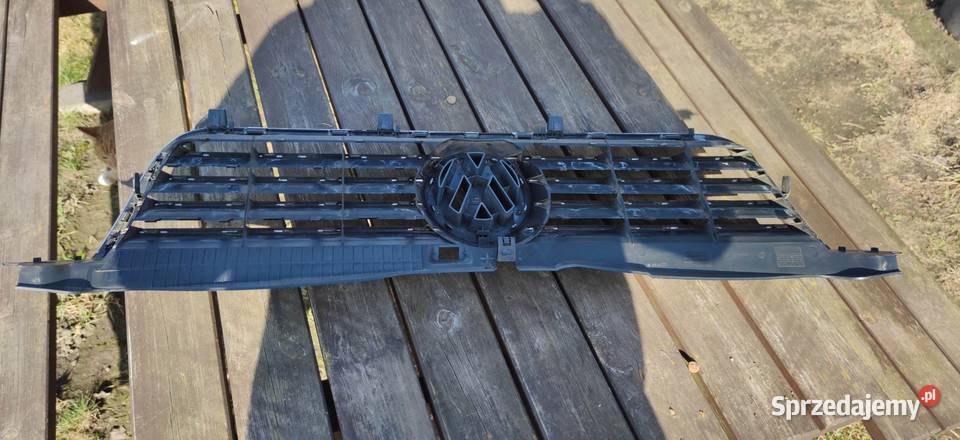 Grill atrapa zderzaka przedniego Passat B5 fl Radziejów sprzedam