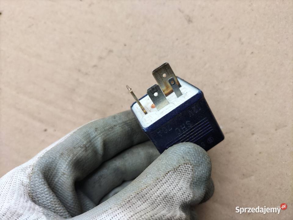 PRZEKAŹNIK AUDI 202 8A0951253 Kamień-Kolonia