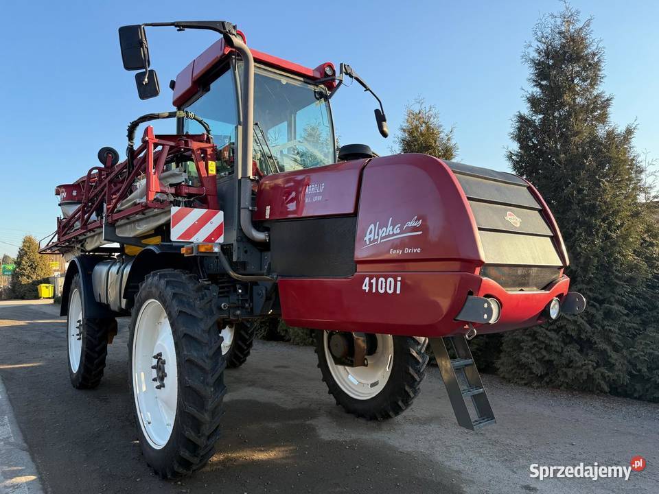 Opryskiwacz samojezdny Hardi Alpha 4100 ramiona Maszyny rolnicze
