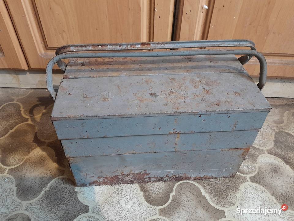 Stara stalowa skrzynka narzędziowa zabytek PRL Dąbrowa Górnicza