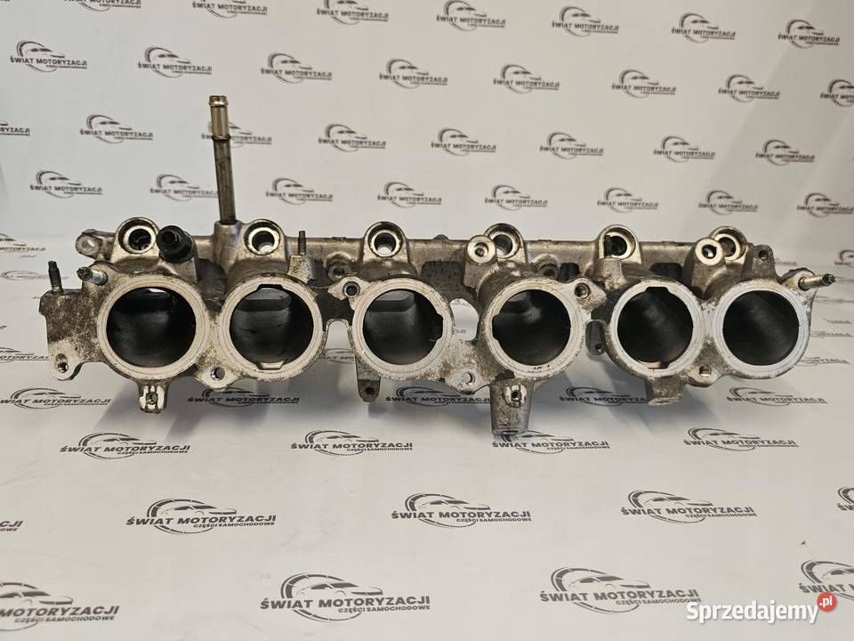 LEXUS GS300 30 24V 2JZ 219 kolektor ssący osobowe Kolektory ssące sprzedam
