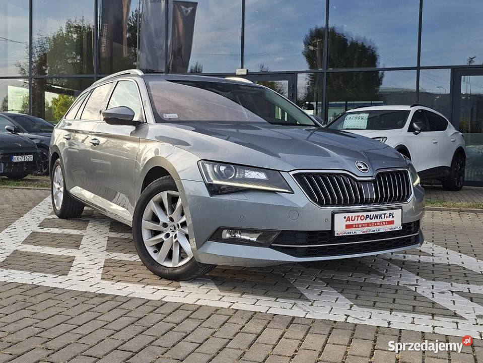 Skoda Superb 2016r SalonPL PodgrzFotele małopolskie Kraków