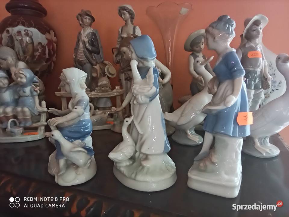 Figurka dziewczynki z kłosami Porcelana i szkło Gdańsk