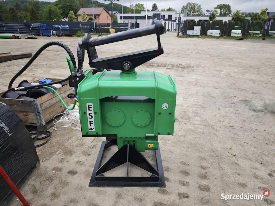 Wibromłot do koparki 1520 ton wbijanie larsenów Wrocław
