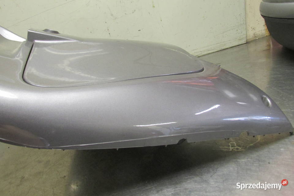 Kokpit schowek Aprilia Scarabeo 125 06r świętokrzyskie Sandomierz