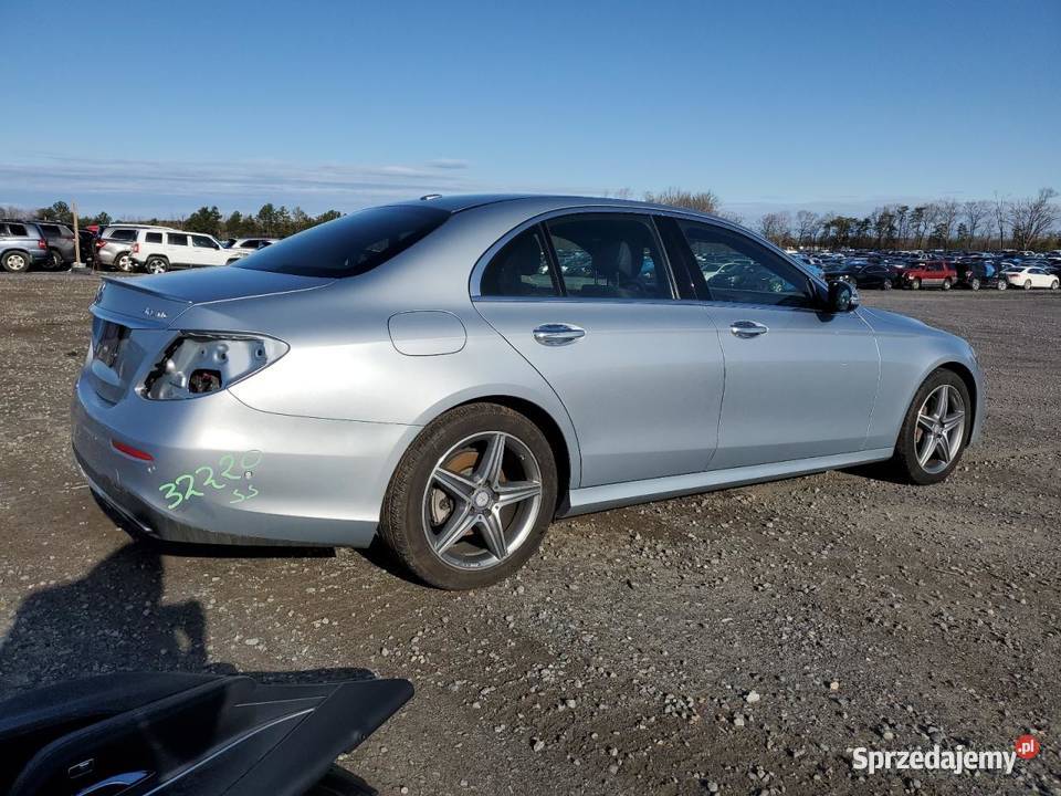 2016 MERCEDESBENZ E 300 4MATIC Częstochowa