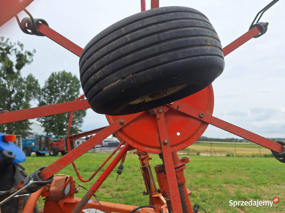 Przetrząsarka KUHN GF5000MH sprzedam