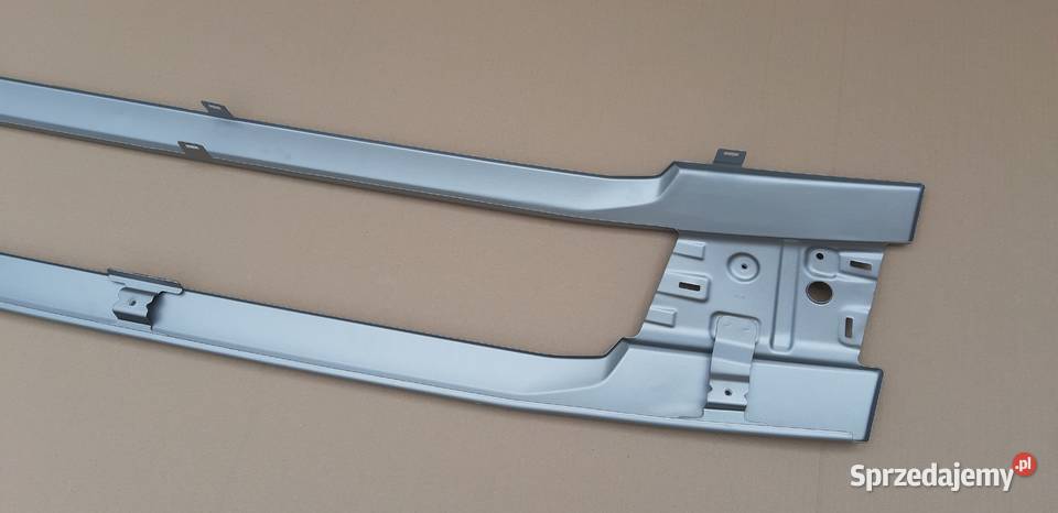 SCANIA R S G ATRAPA ŚRODKOWA GRILL ORYGINAŁ NGT ciężarowe Bieleń